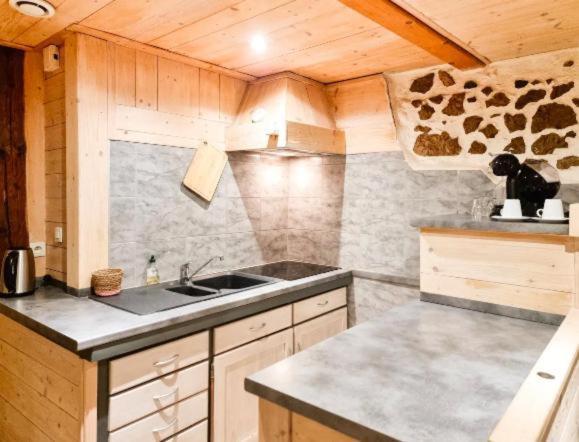 Le Venitien - Vieille Ville D'Annecy - Majord'Home Экстерьер фото